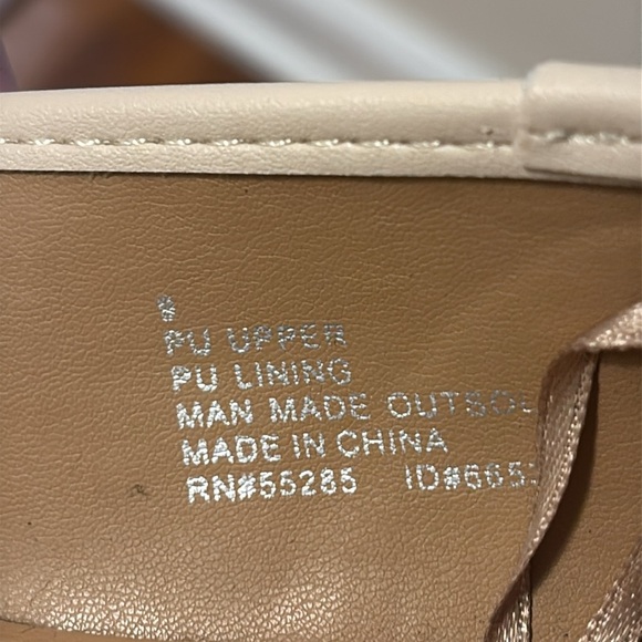 Express Black and Cream Flats with Bow Detail - Picture 3 of 13